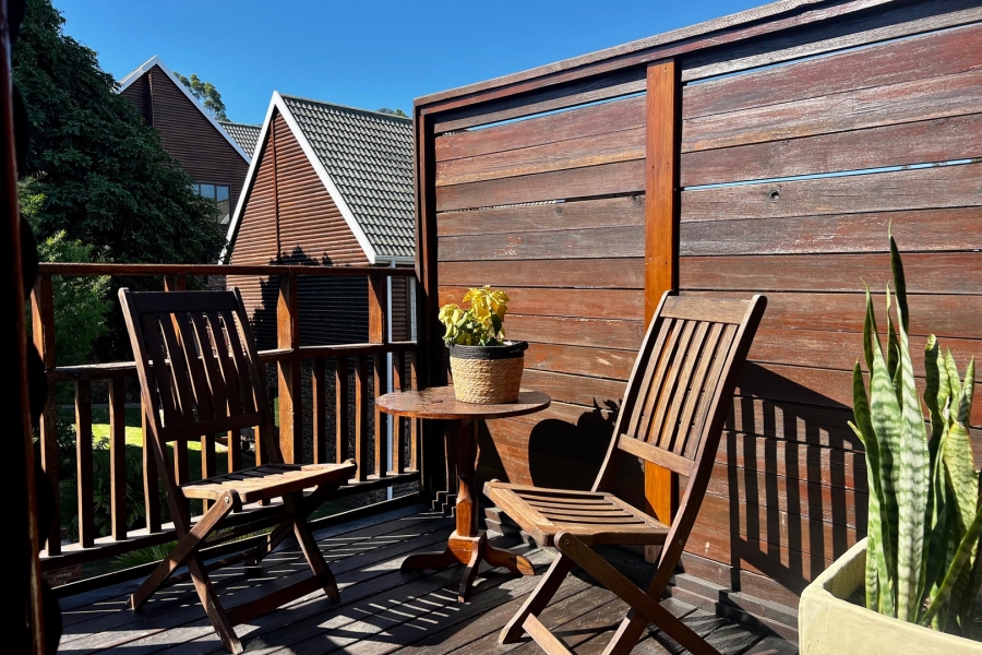 2 Bedroom Property for Sale in Heatherlands Western Cape